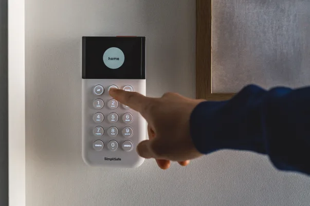 SimpliSafe The Essentials